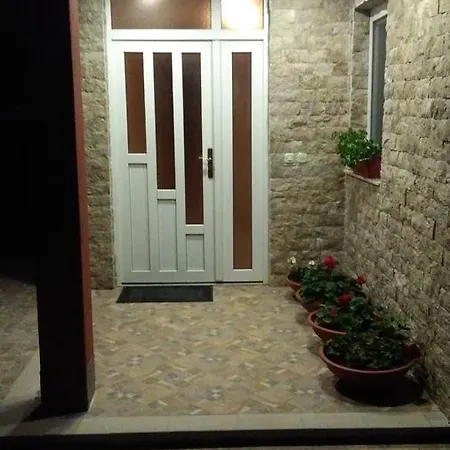 Jelena Nocleg ze śniadaniem