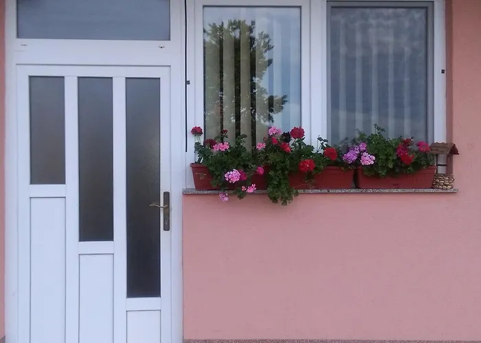 Alojamento de Acomodação e Pequeno-almoço Jelena